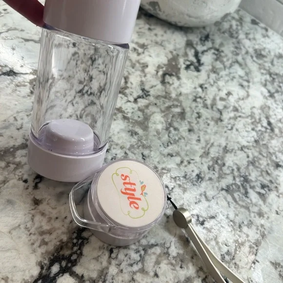 Define Bottle fruit infused water bottle - Picture 8 of 8